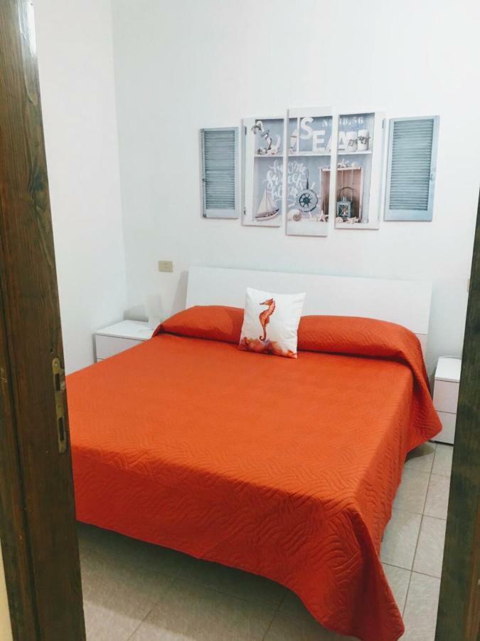 Appartamento Fronte Mare 산타테레사의갈루라 외부 사진
